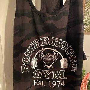 Men’s bodybuilding stringer / tank top never been worn from Powerhouse Gym. XL